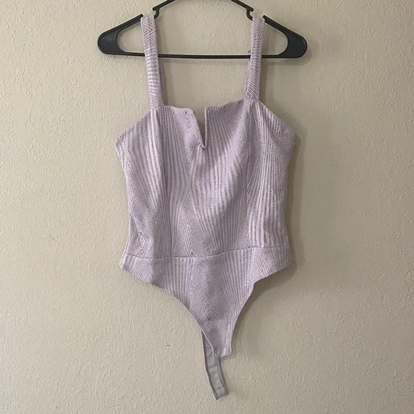 Haute Monde Lavender Textured Bodysuit with V-Notch - Picture 3 of 13